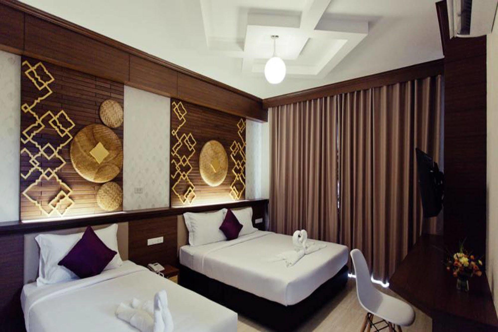 The Proud Hotel Ubon Ratchathani Exterior foto